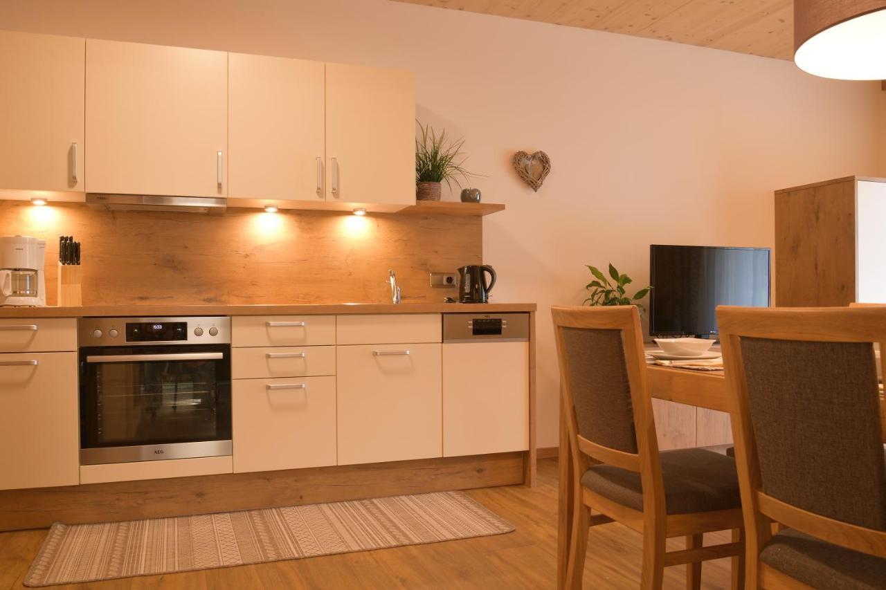 Villa Alpin Holzgau Ngoại thất bức ảnh