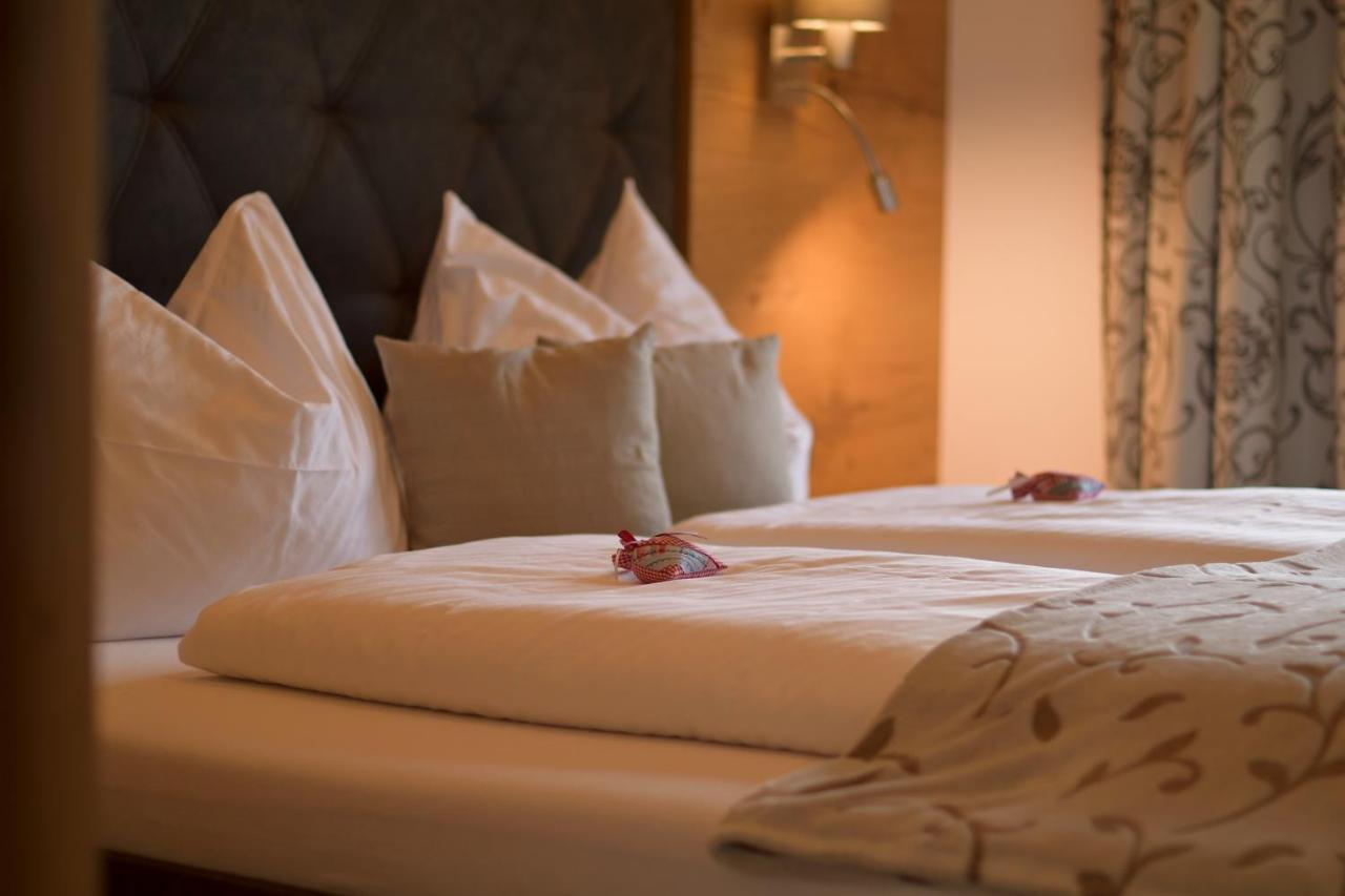 Villa Alpin Holzgau Ngoại thất bức ảnh