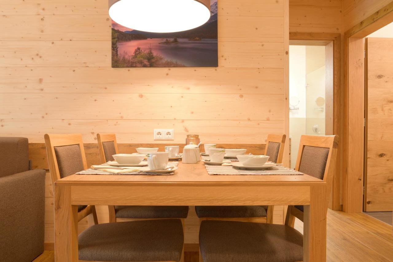 Villa Alpin Holzgau Ngoại thất bức ảnh
