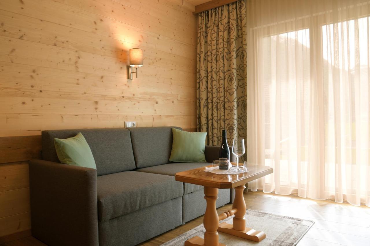 Villa Alpin Holzgau Ngoại thất bức ảnh