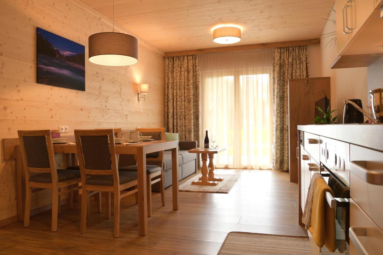Villa Alpin Holzgau Ngoại thất bức ảnh